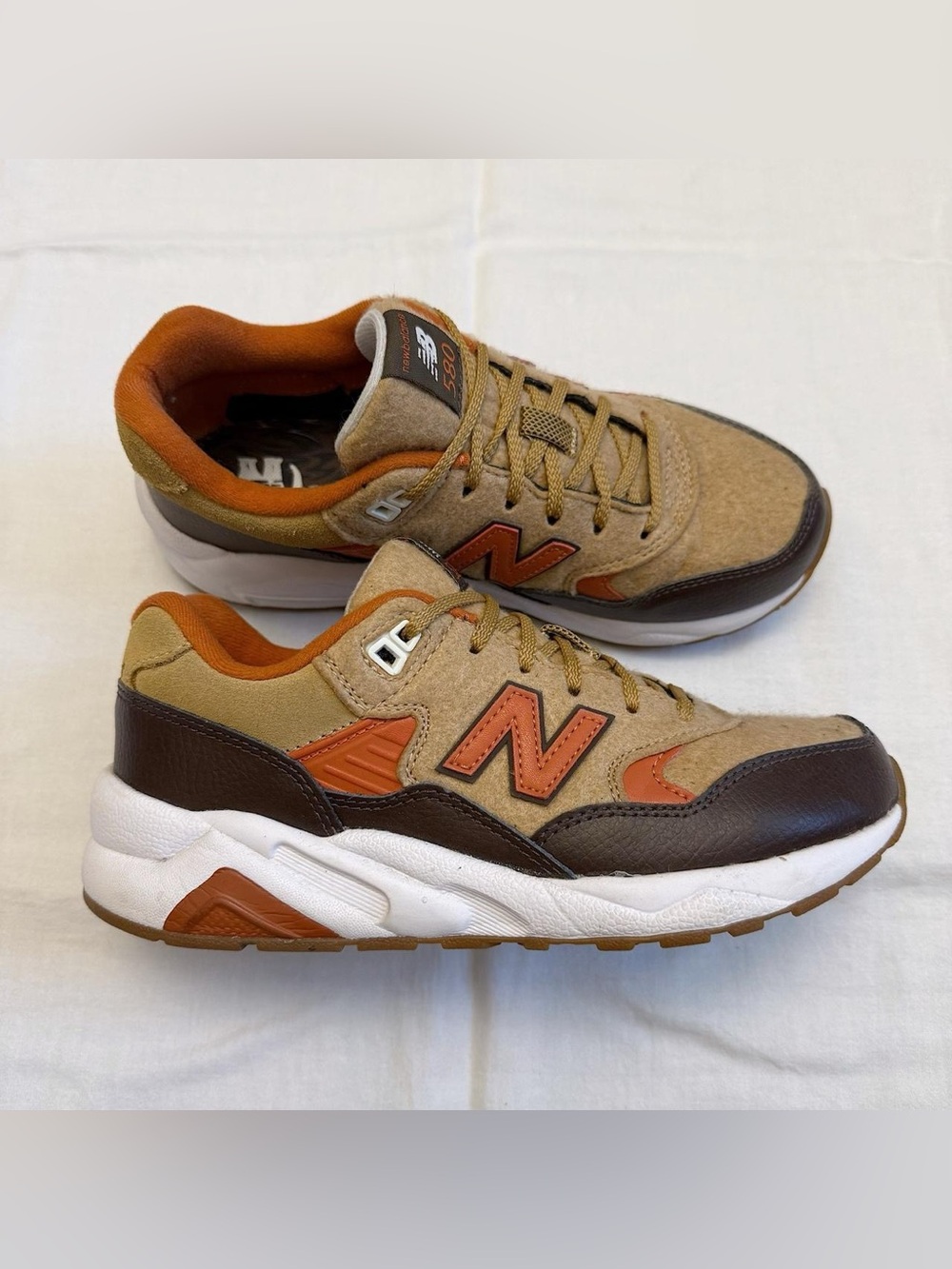 Size 6.5 New Balance 580